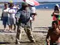 el tananas bailando musica de tambores en la isla de la piedra
