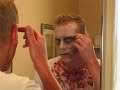 How-to apply Zombie make-up as a Halloween costume How-to apply Zombie make-up as a Halloween costume
