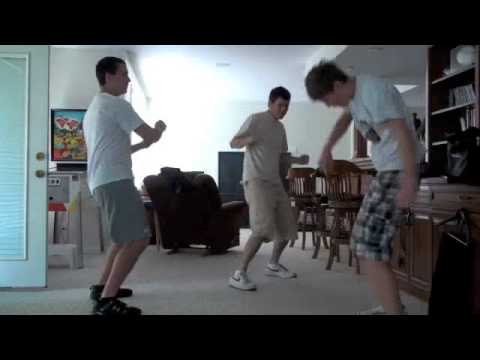 Los Rompefiestas (party crashers)