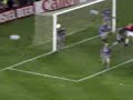 Ole Gunnar Solskj�r scoring the winner against Bayern Munich