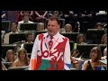 bryn terfel (bass-baritone) sings rule britannia during last night of the proms '08, inside the royal albert hall.  sir roger norrington conducts the bbc symphony orchestra, bbc singers, bbc symphony chorus.