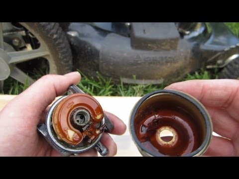 how to clean carburetor of lawn mower