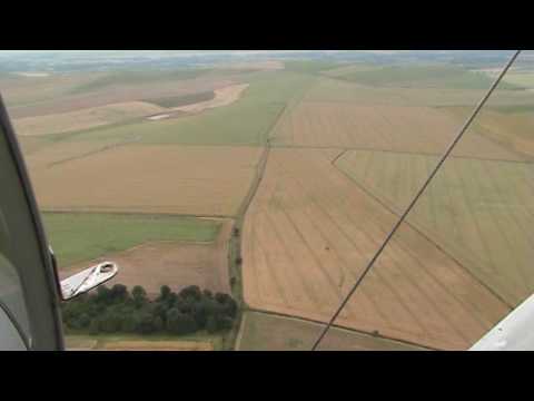 作物は2009年のイギリスの空の景色ビデオを旋回します-- 5GridkeeperのP1