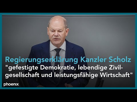 Bundeskanzler Olaf Scholz (SPD) mit seiner Regierun ...