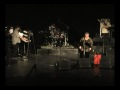 guylaine villeneuve interpr�te '' tu es la'' lors de son spectacle b�n�fice ''guylaine sur demande'' , octobre 2009, auditorium charles-gravel de chicoutimi-nord. musicien: alain dub�, christian gagnon et robin girard
