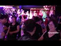 Vannak singing