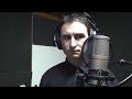Pika Ferreira canta \"Mulher que marcha\"
