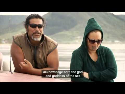 how to be self sustained living