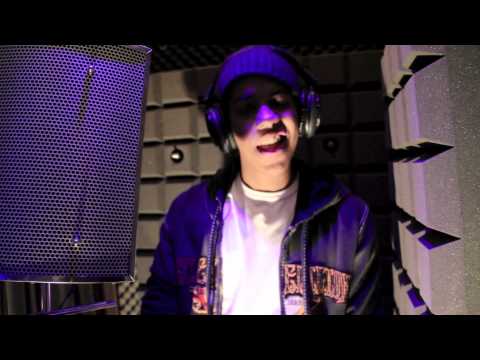 @flipzr1 - Chipmunk exclusive freestyle for R1TV. Own Path feat Wretch32 & Marvell Twitter: @ChipmunkArtist @richiemontana @FlipzR1 @SneakyR1.