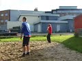 Alta gutta i aksjon p� volleyballbanen p� nyland