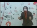 si quieres bajar gratis la canci�n entra en:
http://ultrashare.net/hosting/fl/75f2996ec9/the_xuscos_-_la_sand�a_(toni_a._mart�nez_remix)

�tachannnn! �surprise! 
�m�rfila in person presentando un v�deo xusco! :d �toma ya! una de nuestras suscriptoras m�s chachis super estrella de rock y todo eso. �con suscriptoras como ella, los trolls tienen la batalla perdida contra nosotros! tiene tambi�n un canal en youtube por si hay alg�n  marciano que no la conozca:
http://es.youtube.com/murfila

en fin, pero vamos a lo que �bamos:
finalmente con las cuatro notas de 