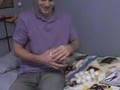 Guinness World Records - 18 golf balls in one hand!!! Guinness World Records - 18 golf balls in one hand!!!