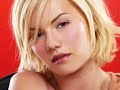 un tributo a mujeres que marcaron, marcan y marcaran una epoca para mi.
maria florencia pe�a
jennie eve garth
elisha ann cuthbert
ruth daniela infarinato
susanna griso
maria candela ferro
christina ricci
katie noelle holmes
alyson lee hannigan