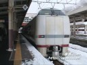 【特急 はくたか】9号 681系 越後湯沢行 越後湯沢駅到着。（冬の雪の降る中ミュージックホーン付Version)