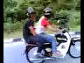 Mat Rempit Sempat Lagi Meraba Awek Lawa