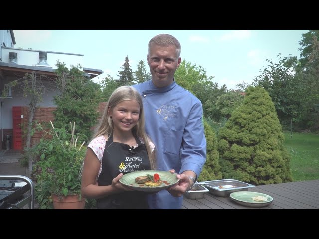 Zucchinischnitzel an Kartoffel-Zucchini-Rösti  | Topfgucker-TV