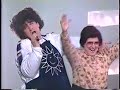 une vente de garage dont les plus vieux se souviennent encore. �a faisait dr�le de se voir imiter par dominique michel... que je recevais le surlendemain � vedettes en direct sur les ondes de ckvl. dr�le d'entrevue.