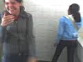 GabiH e Kelly dançando Alvin