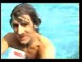Charly Garcia tirandose del Hotel Aconcagua en Mendoza