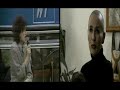 Wywiad z Korą... o sukcesach zespołu na Zachodzie + fragmenty kilku występów w i programach z udziałem Maanamu w Niemczech i Holandii.