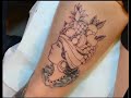 Un tatuaje visto a cámara rápida