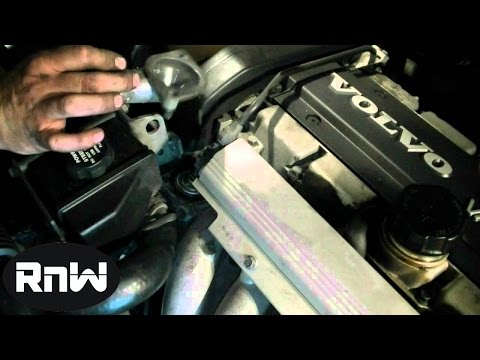 Volvo 850 Thermostat and Engine Coolant Temperature Sensor Replacement