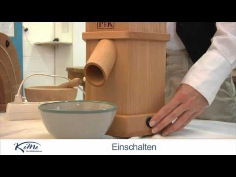 Umgang mit einer KoMo Getreidemühle