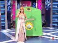 Belinda Washington, presentando el programa Plaza Mayor con Luis Aguilé, y conciencia a los ciudadanos de la importancia del reciclado de vidrio