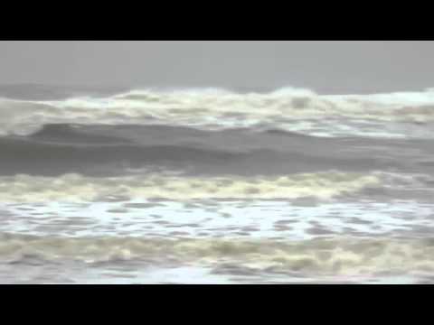 Must Watch: LIVE from PURI #phailin #Cyclone - Part 2