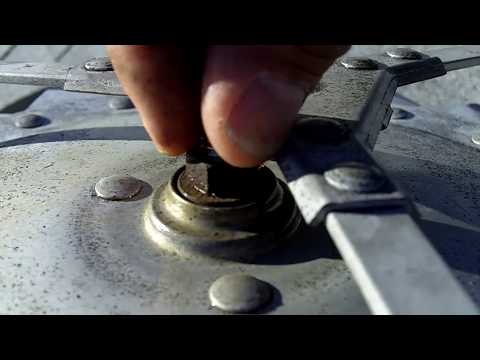 how to fix a squeaky roof vent