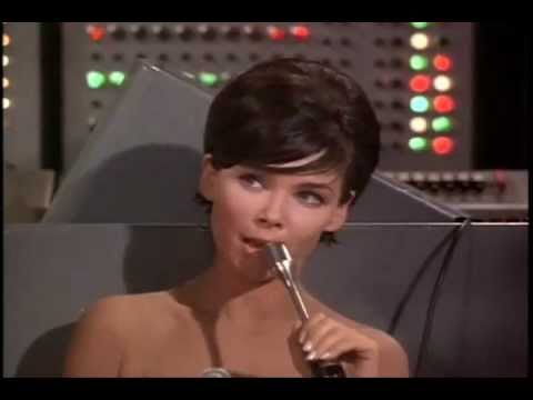 Yvonne Craig