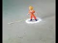 Goku eleva su ki!