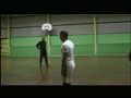 施丹踢室內足球Zidane plays indoor