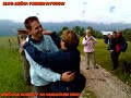 SRE?ANJE SOSEDOV NA HAMUNOV VRHU