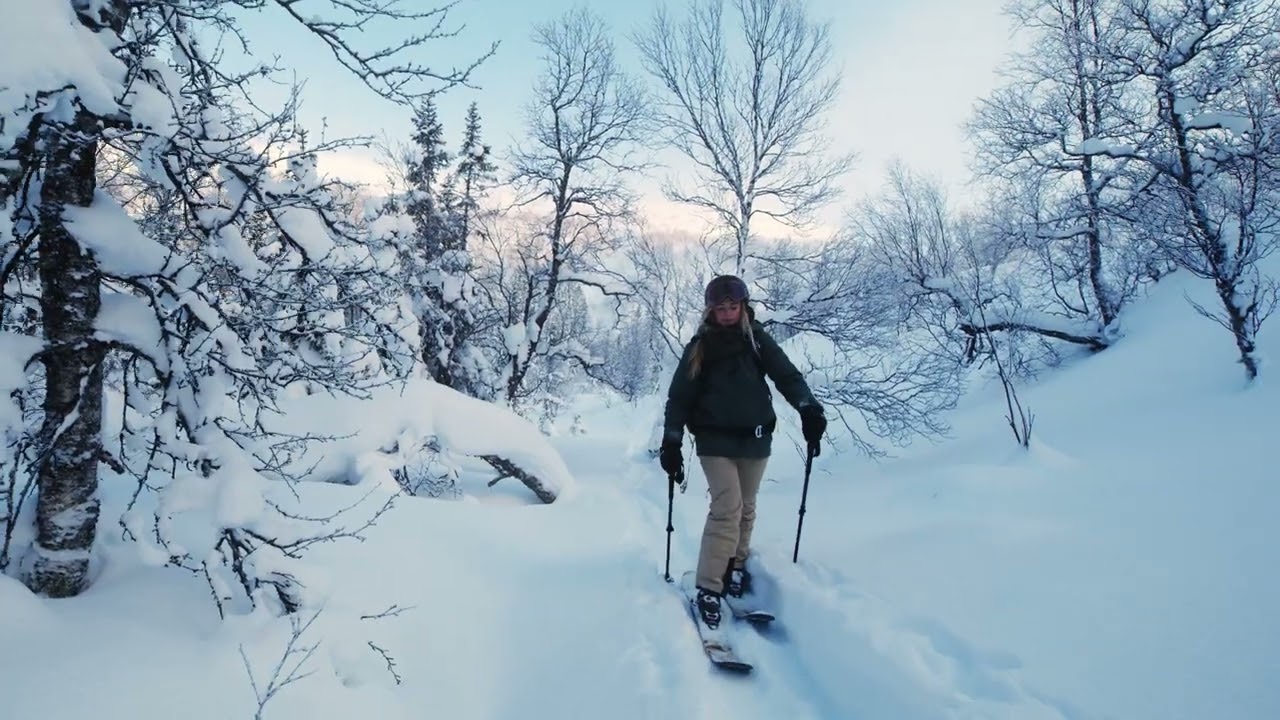 Thule SnowPack Lifestyle video