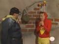 Episodio de Chespirito. El campo de batalla tiene una sed espantosa.