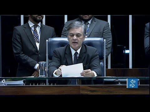 Cássio Cunha Lima propõe decreto para retomar Seguro Defeso 