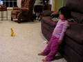 videos de Elly Watches More 