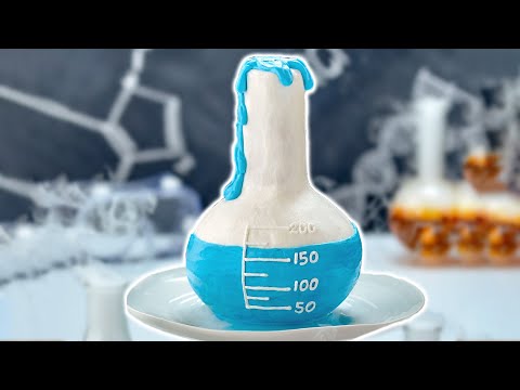 HOW TO MAKE A SCIENCE BEAKER CAKE - NERDY NUMMIES