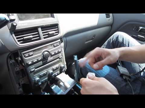 GTA Car Kits – Honda Pilot 2003-2008 Navi install of iPhone, iPod and AUX adapter for factory stereo