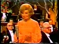 w.compes singt arie 