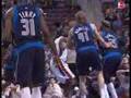 Jason Maxiell with the wicked one-handed jam!
