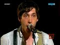 The Virgins \"Rich Girls\" en direct sur le TNT Show