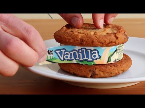 icecreamsandwich - Here's how to make the perfect ice cream sandwich in 3 easy steps. All you need is cookies, ice cream (duh), and a big knife. Check out more BuzzFeed videos....