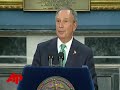 Bloomberg Welcomes Favre to New York