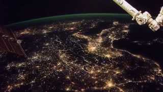 ISS Timelapse - Europe blinding lights & Arabian Moonrise (12 Febbraio 2015)