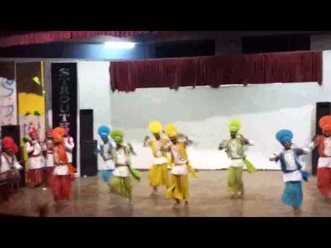 BHANGRA BY PTUGZS CAMPUS BATHINDA GOLD MEDALIST AT SATURNALIA' 12 THAPAR (*MONTY*)