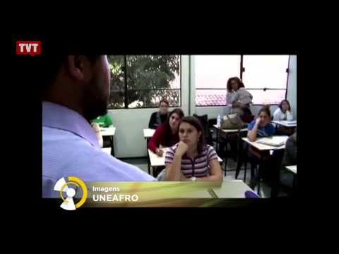 Seja um professor voluntário na Uneafro-Brasil