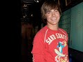Zac efron at his best(Showing his wewe! :O ) Zac efron at his best(Showing his wewe! :O )