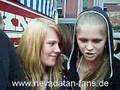 Nevada tan Fan interview beim KNUST am 17.4
